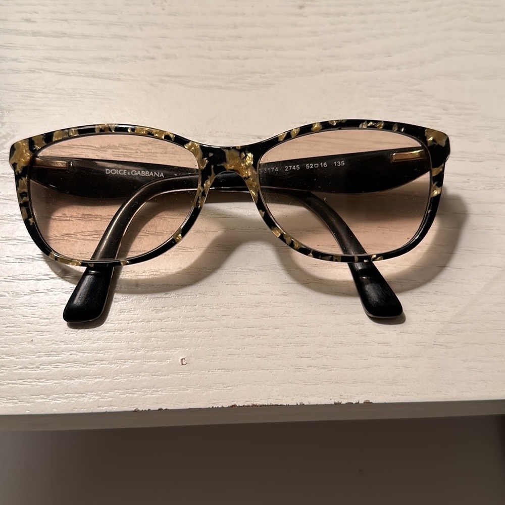 Selling frames collection. Able to put prescription. Size 52_16 light turtle